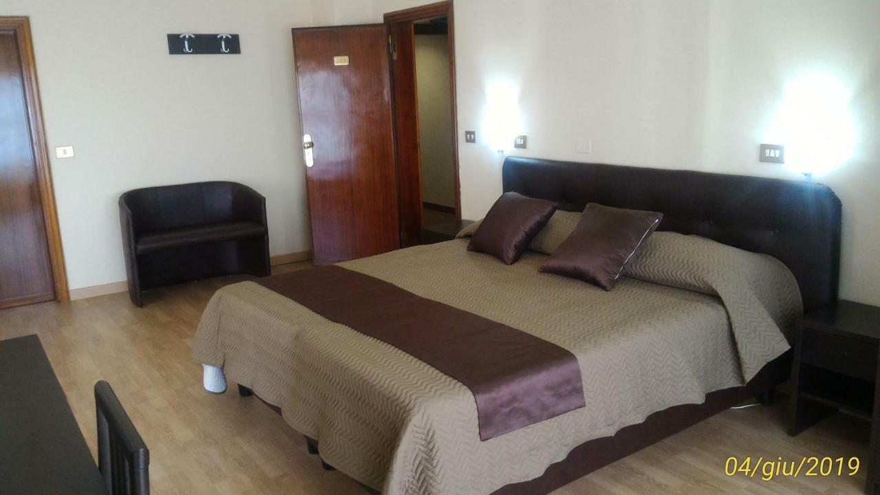 Park Hotel Mar Grande تارانتو المظهر الخارجي الصورة
